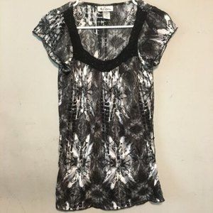 3/$10 Self Esteem Black and White Tie Dye Top Size Small